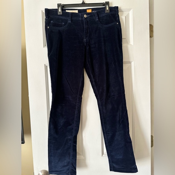 Pilcro and the Letterpress Navy velvet skinny pants, size 30 - Picture 1 of 3
